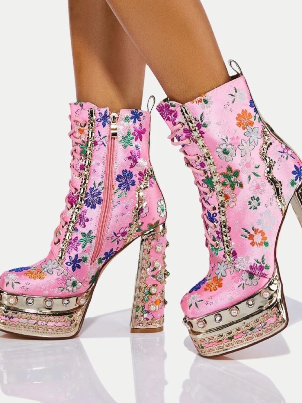 AZALEA WANG BB Richie Rich Pink Floral Embroidered Lace-Up Platform Boots